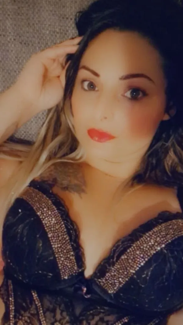 Mezei Laura Xénia Avatar Bg