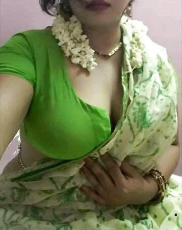Priya Singh Avatar Bg
