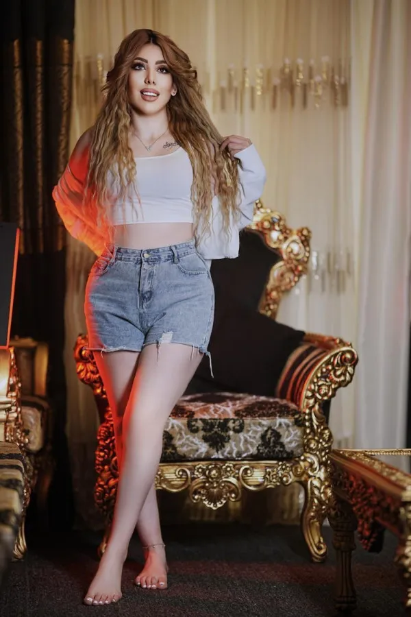 Naya Avatar Bg