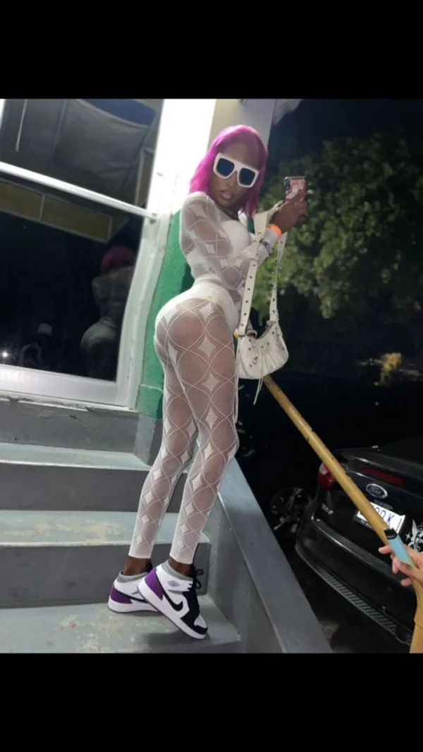 Riri Avatar Bg