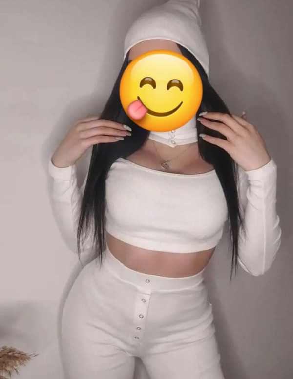 Model Hooker Amman