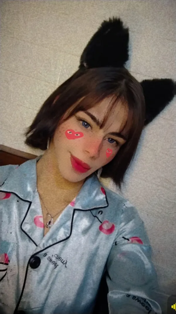 شيرا Avatar Bg