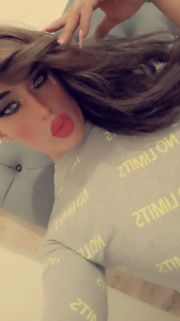 اريام Avatar Bg