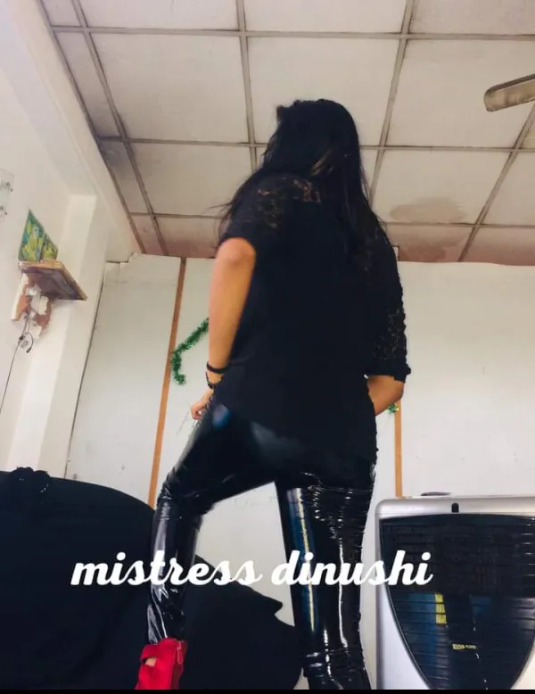 Dinushi Ransinayake Avatar Bg