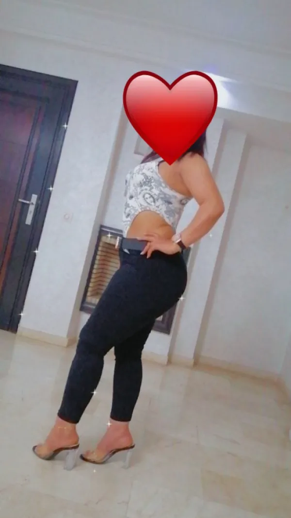Sara Avatar Bg