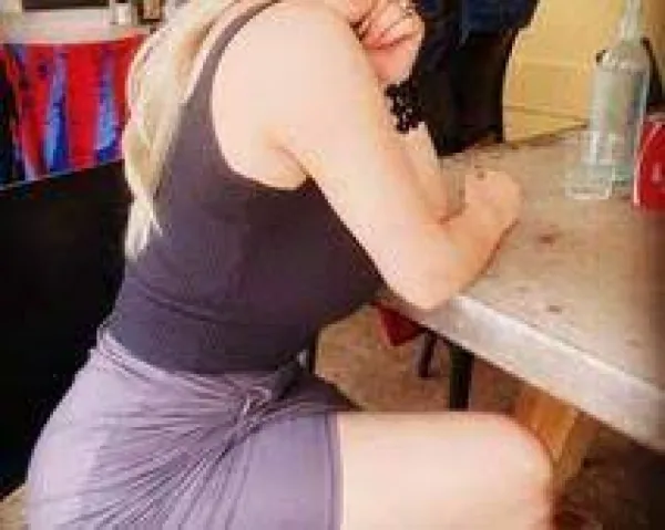Sara Avatar Bg