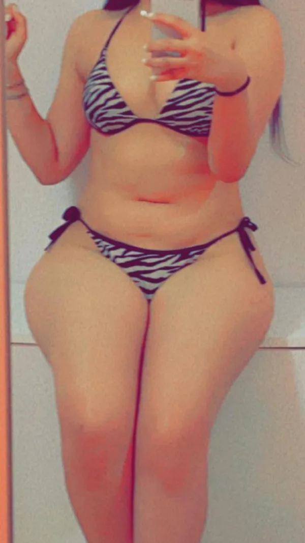 Najlae Avatar Bg