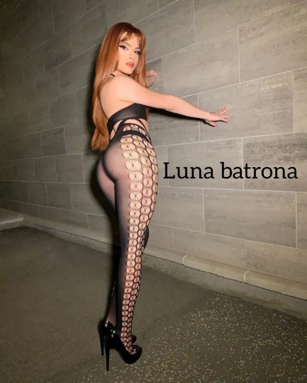 Luna Batrona Avatar Bg