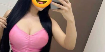 Booomba jeune belle sexy masseuse centre spa