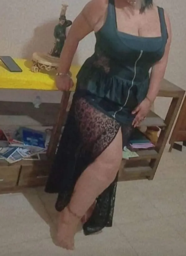 Femme Mature Avatar Bg