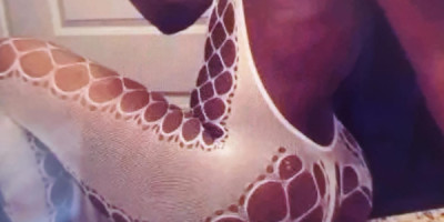 Jeune Black Travesti parmis vous pour toutes vos satisfaction des mome