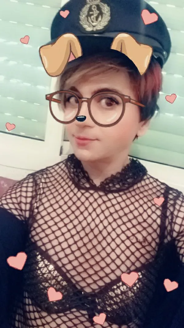 Fadwa Travesti Avatar Bg
