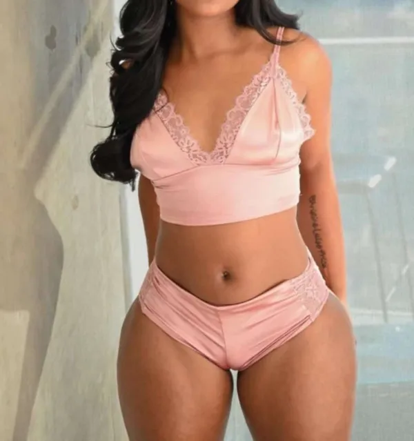 AgenceBlackHautGirls Avatar Bg