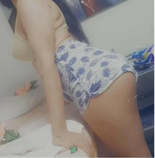 Nina Avatar Bg
