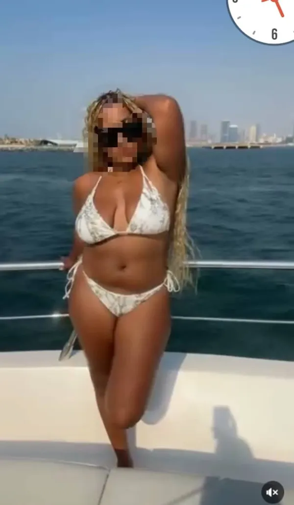 Latogolaise Avatar Bg