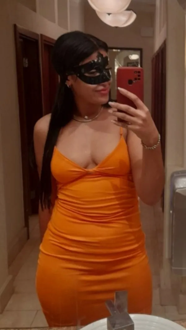 Dounia Avatar Bg