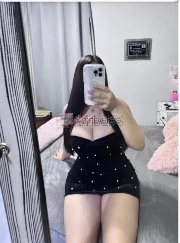 Belle Escort Avatar Bg