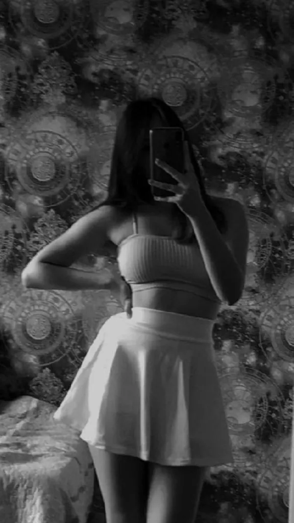 Monica Avatar Bg