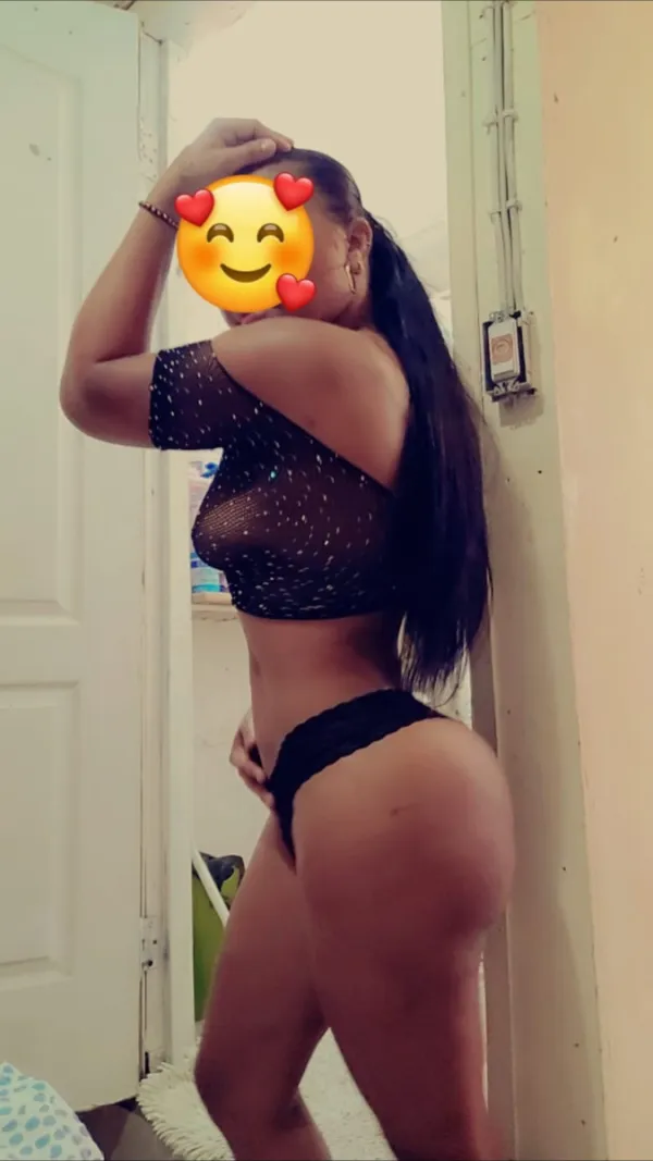 Marcela Avatar Bg
