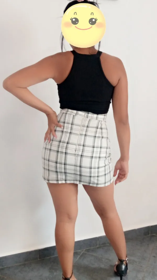 Jolie Nana Avatar Bg