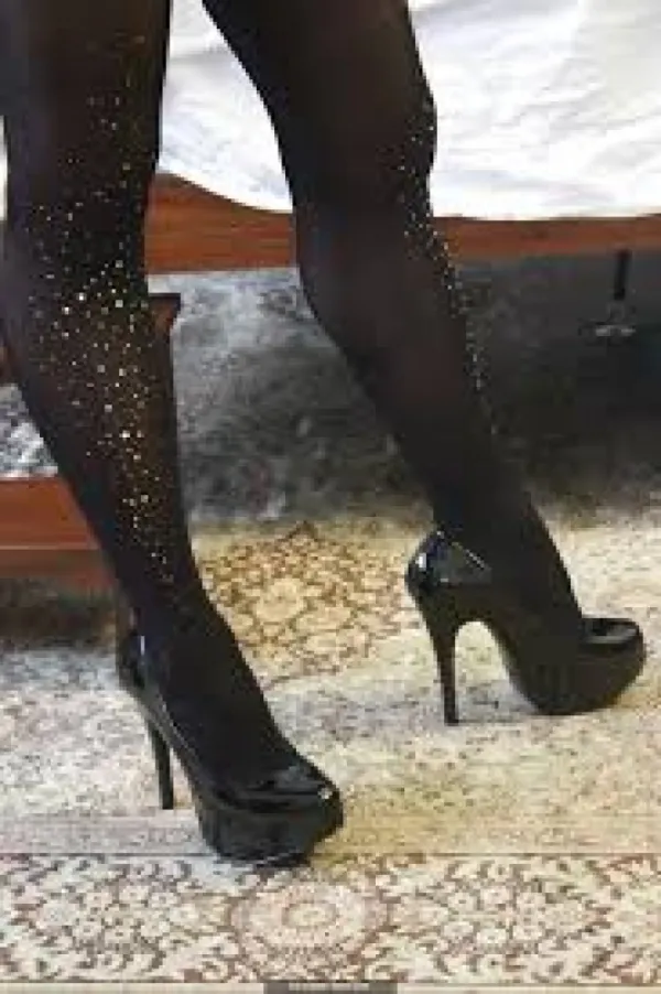 Maîtresse Tinah Avatar Bg