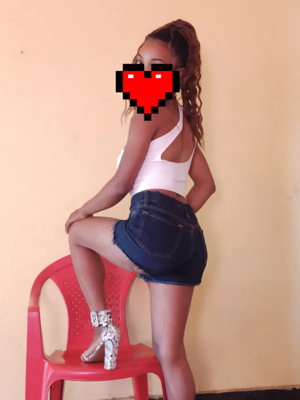 Lia Avatar Bg