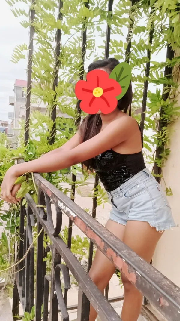Meïli Avatar Bg