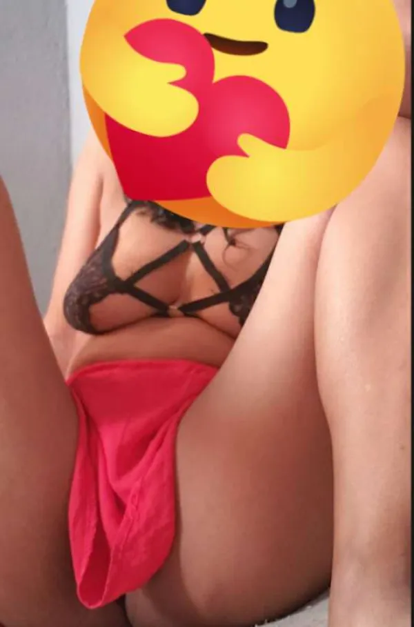 Taniah Avatar Bg
