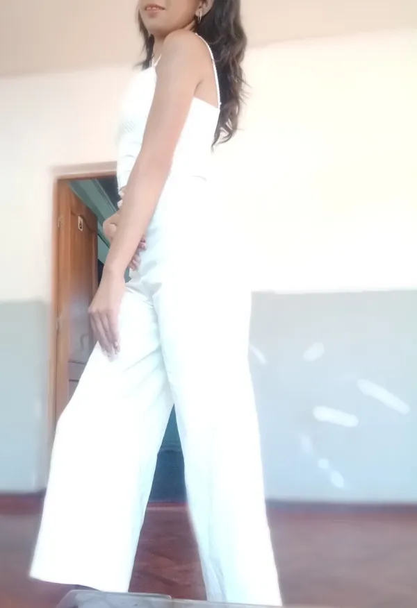 Rubie Anais Avatar Bg