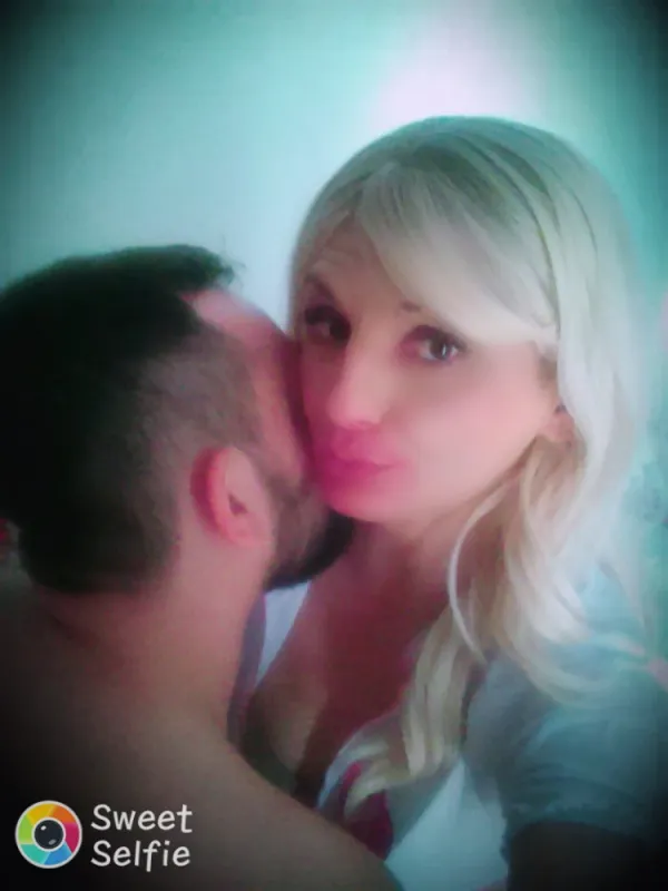 Safira Avatar Bg