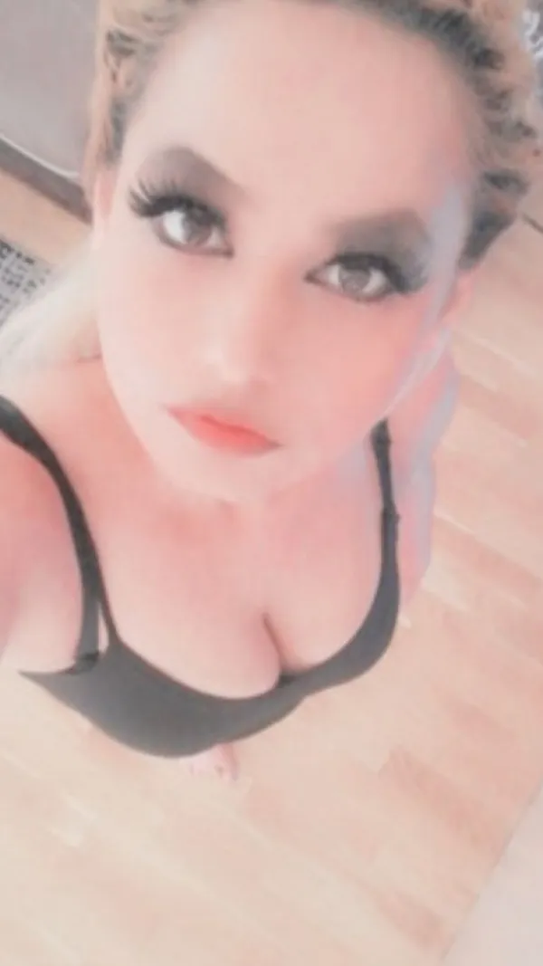 Meri Avatar Bg