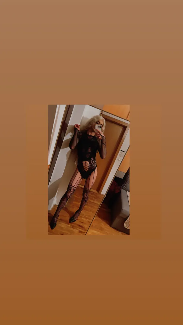 Eli Avatar Bg