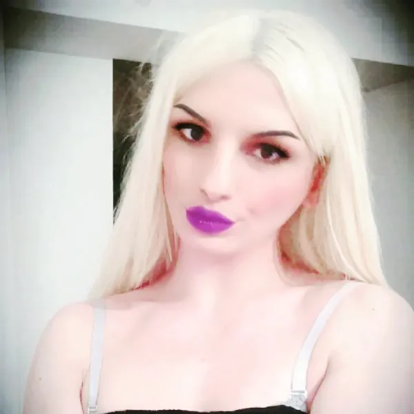 Safira Avatar Bg
