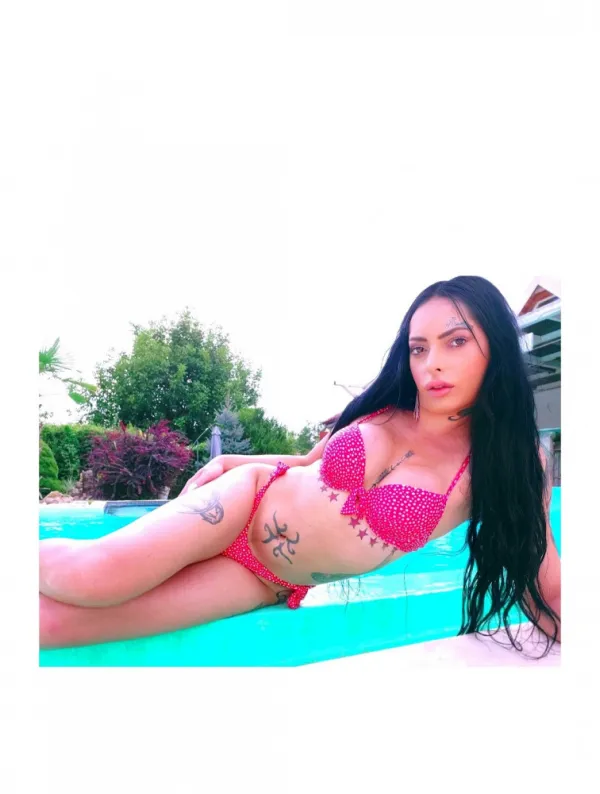 Valeria Avatar Bg