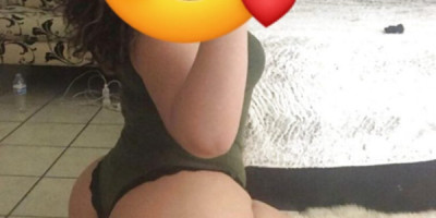 Belle métisse la peau clair sexy ronde avec des belle grosse fesses