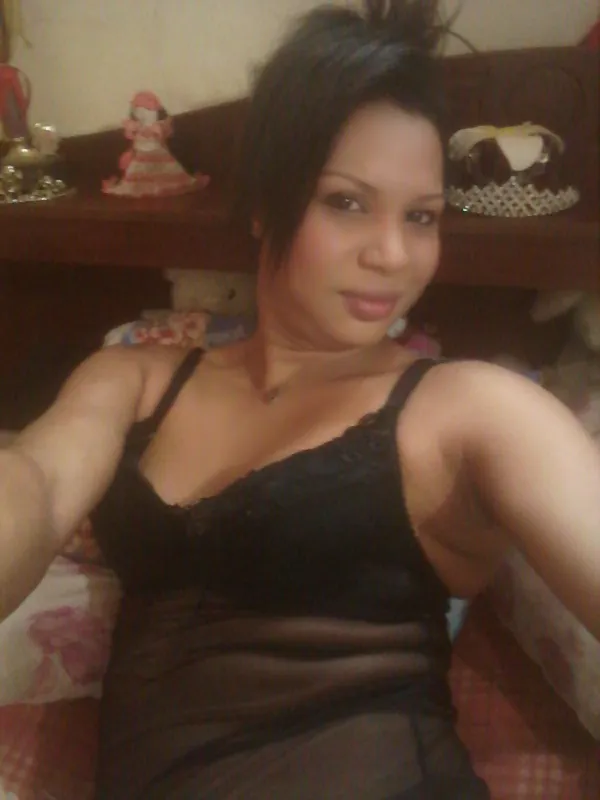 Natalia Trans Avatar Bg