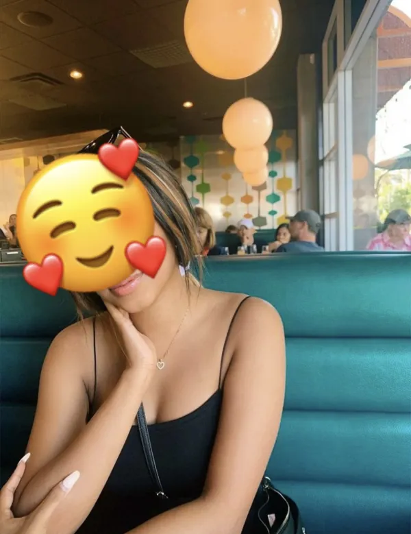 Kellÿ Avatar Bg