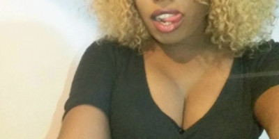 La délicieuse transsexuelle de passage N'hésite pas à mes contacts