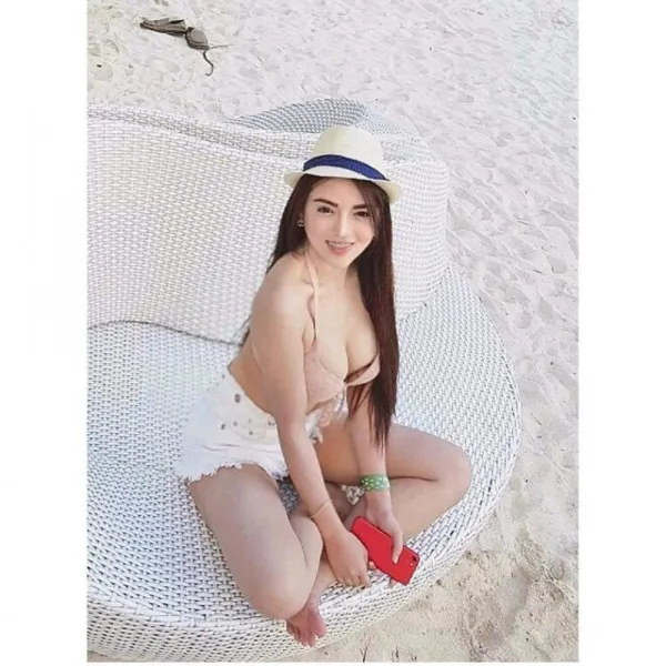 Andrea Avatar Bg