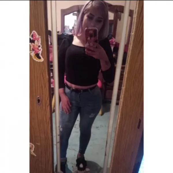 Lizeth Putita Avatar Bg