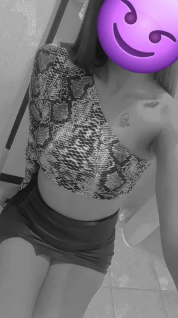 Clarissa Avatar Bg