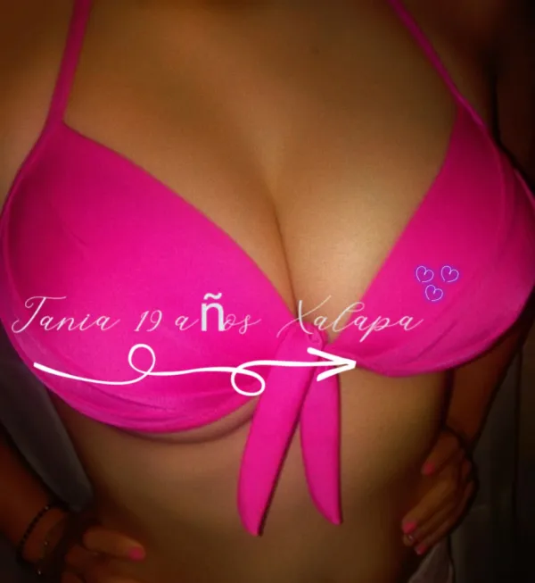 Tania Aduna Avatar Bg