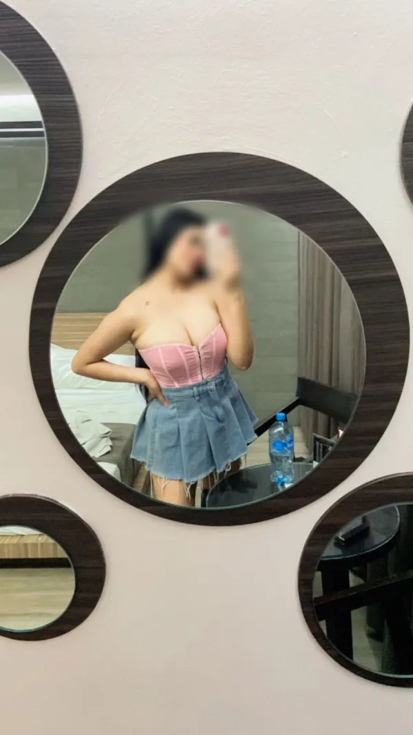 Hot Girl 69 Avatar Bg