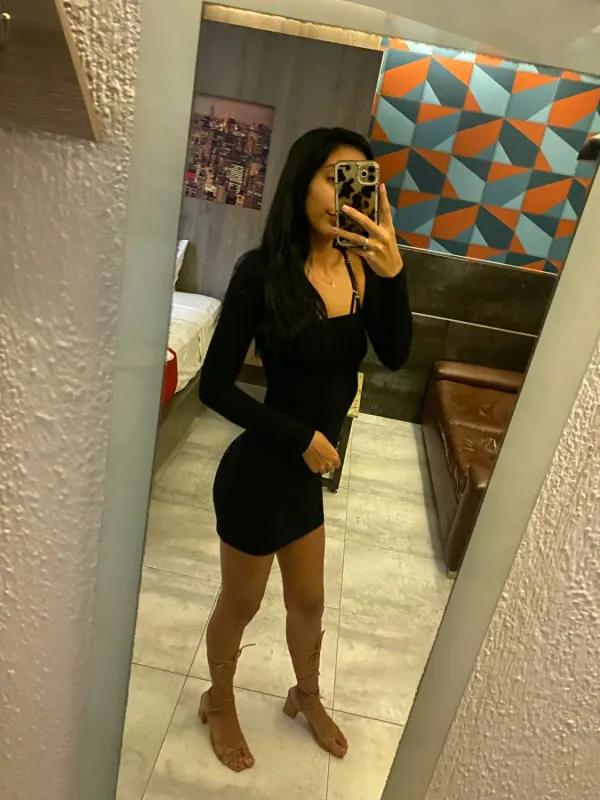 Hot Girl 69 Avatar Bg