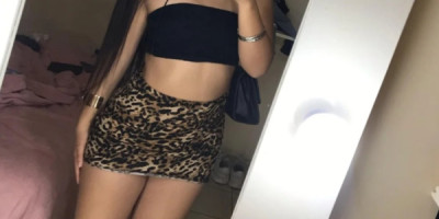 Valeria desde 400 con lugar estudiante universitaria