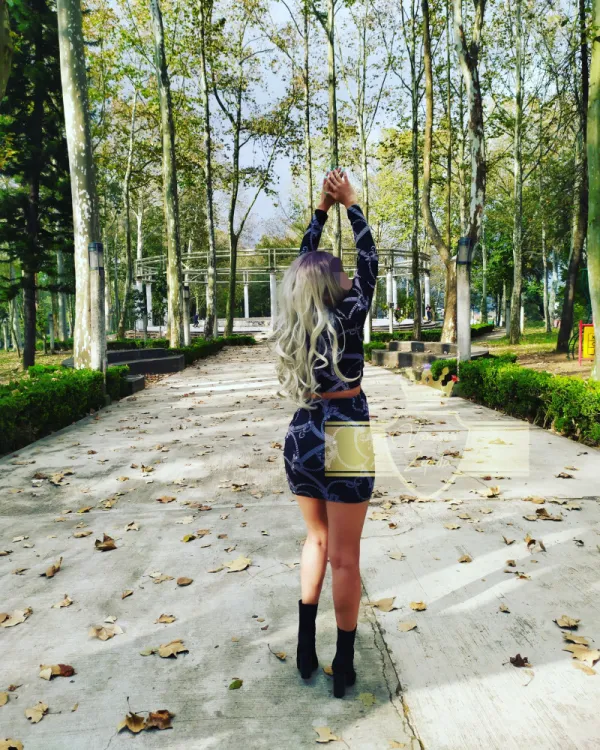 Vanesa Zepeda Avatar Bg