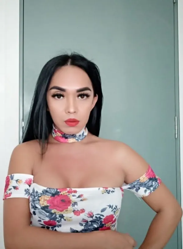 Gabbie Avatar Bg