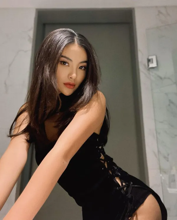 Outcall KL Escort Avatar Bg