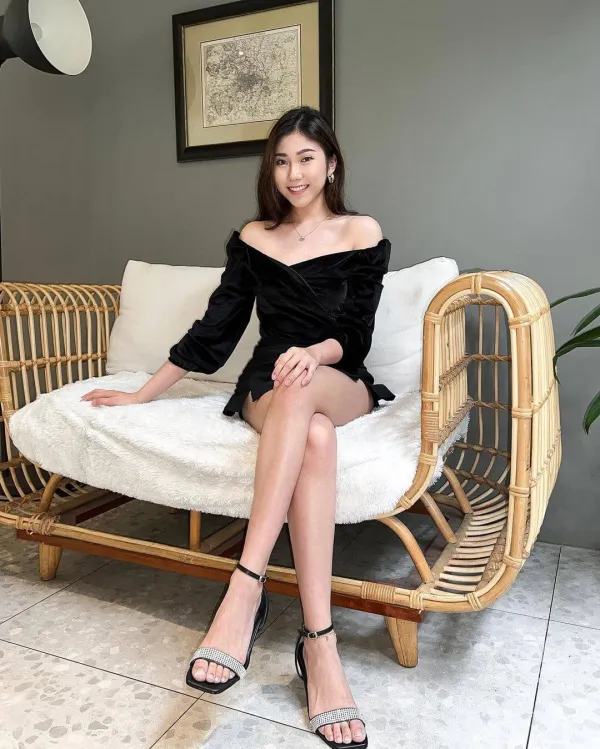 Outcall KL Escort Avatar Bg