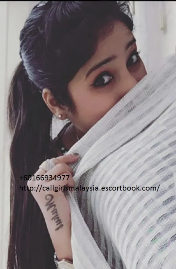 Ayesha Kaur Avatar Bg